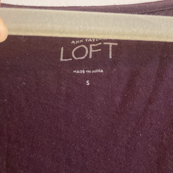 Ann Taylor LOFT size Small deep purple tank top. EUC - Picture 2 of 3